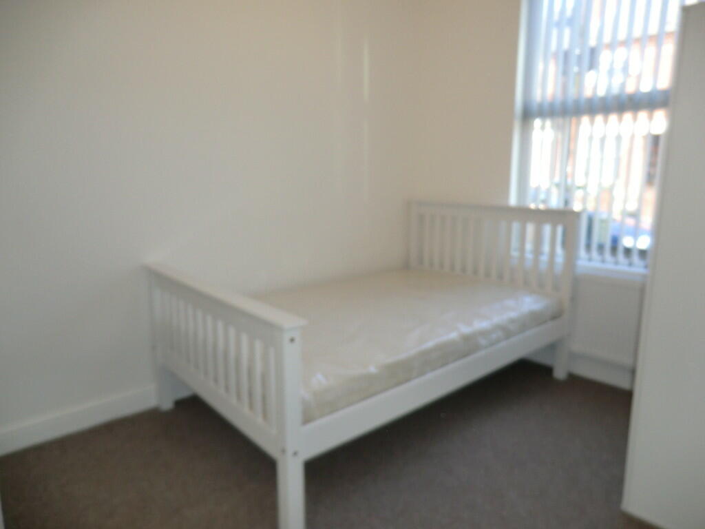 5 bed Mid Terraced House for rent in Coventry. From Envisage Sales & Lettings - Coventry 5 bed Mid Terraced House for rent in Coventry. From Envisage Sales & Lettings - Coventry