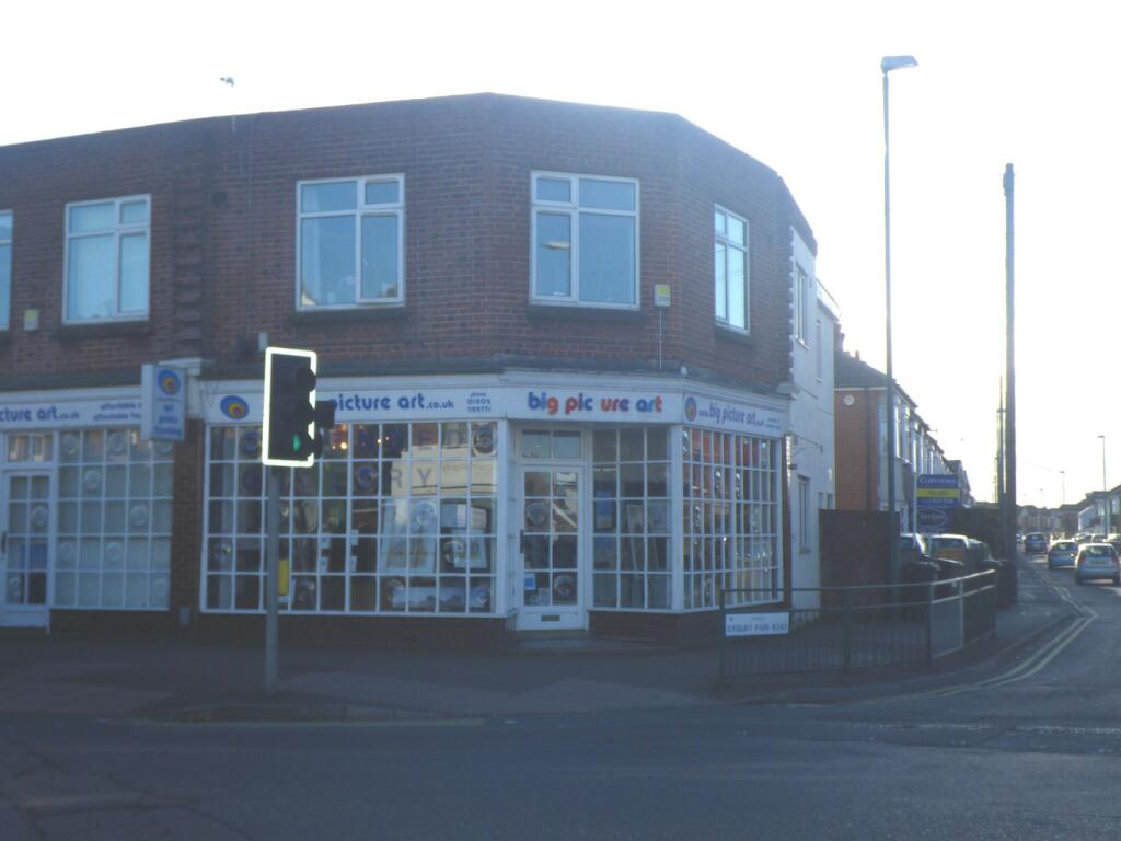 3 bed 1st Floor Flat for rent in Bournemouth. From Frost & Co Estate Agents - Bournemouth
