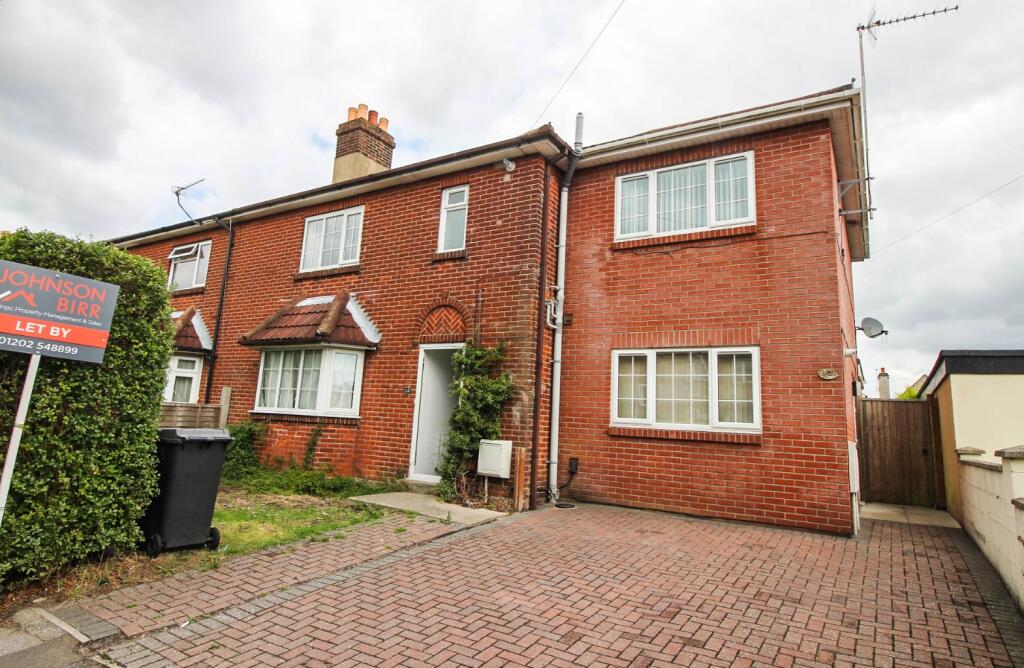 4 bed Mid Terraced House for rent in Bournemouth. From Frost & Co Estate Agents - Bournemouth