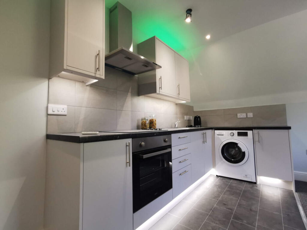 3 bed Flat Share for rent in Canterbury. From JG Student Lets Ltd - Kent