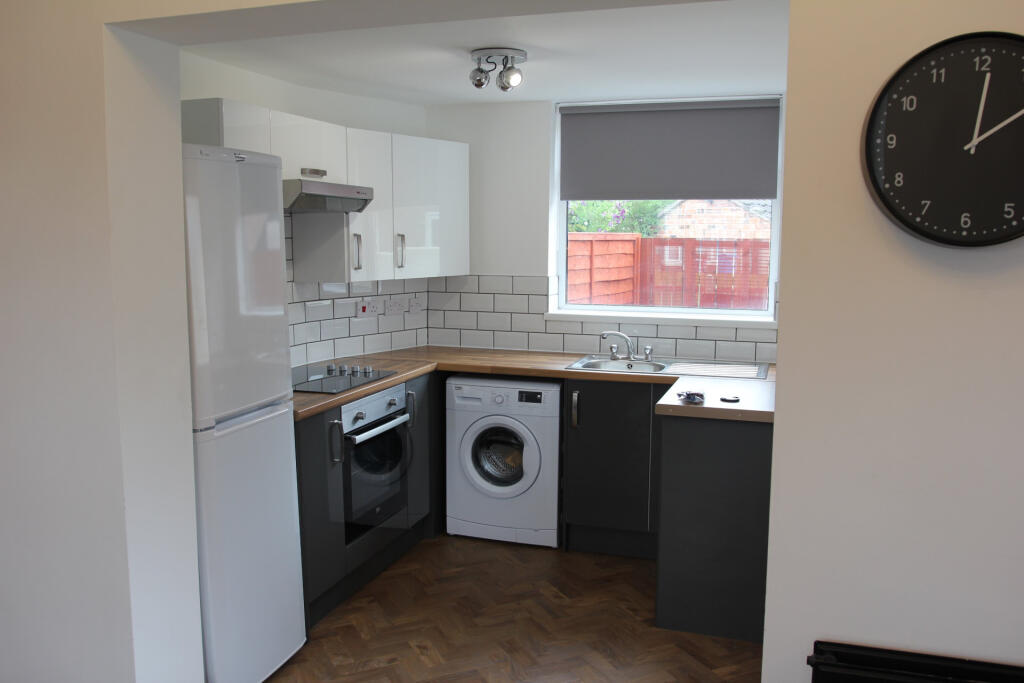 3 bed Detached for rent in Hull. From Loc8me - Covering Hull 3 bed Detached for rent in Hull. From Loc8me - Covering Hull