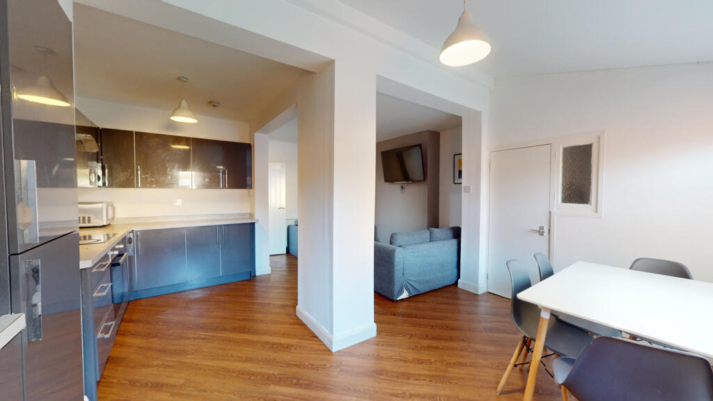 4 bed Detached for rent in Hull. From Loc8me - Covering Hull 4 bed Detached for rent in Hull. From Loc8me - Covering Hull