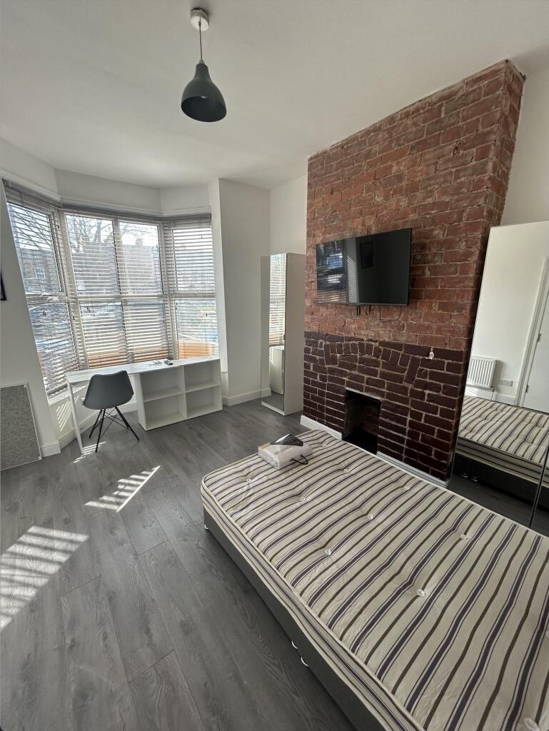 4 bed Detached for rent in Hull. From Loc8me - Covering Hull 4 bed Detached for rent in Hull. From Loc8me - Covering Hull