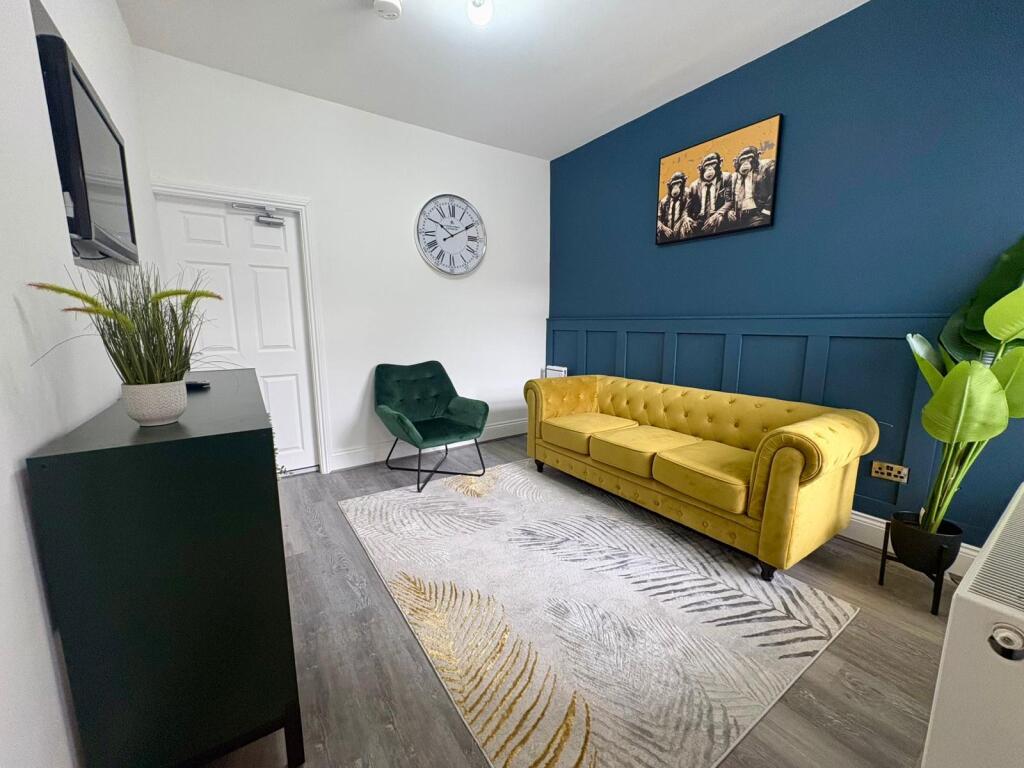 4 bed Detached for rent in Hull. From Loc8me - Covering Hull