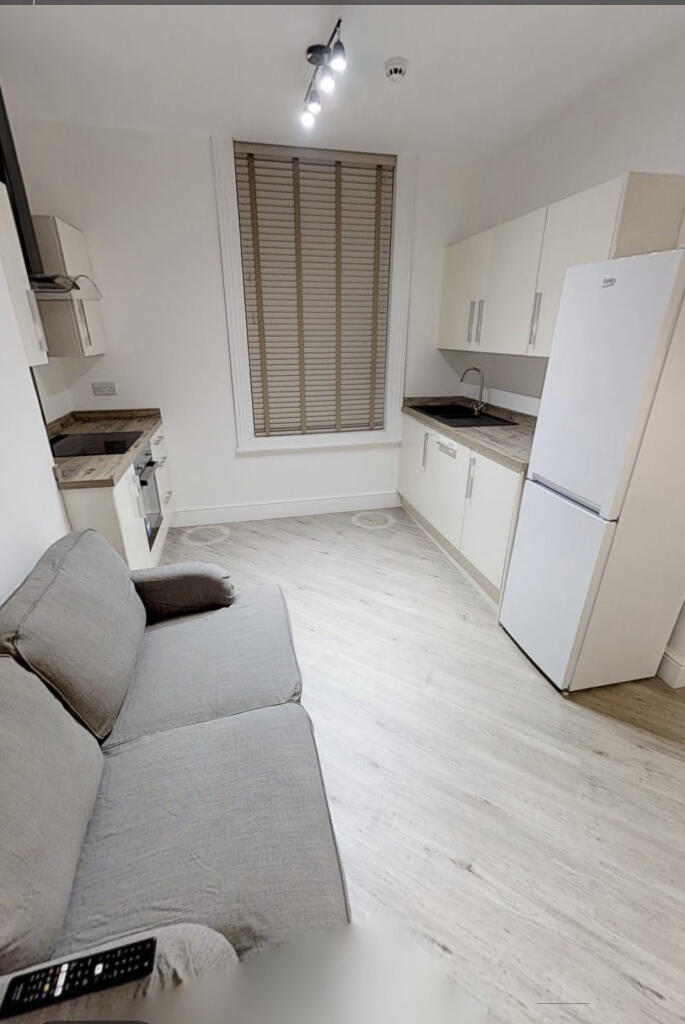 2 bed Detached for rent in Hull. From Loc8me - Covering Hull