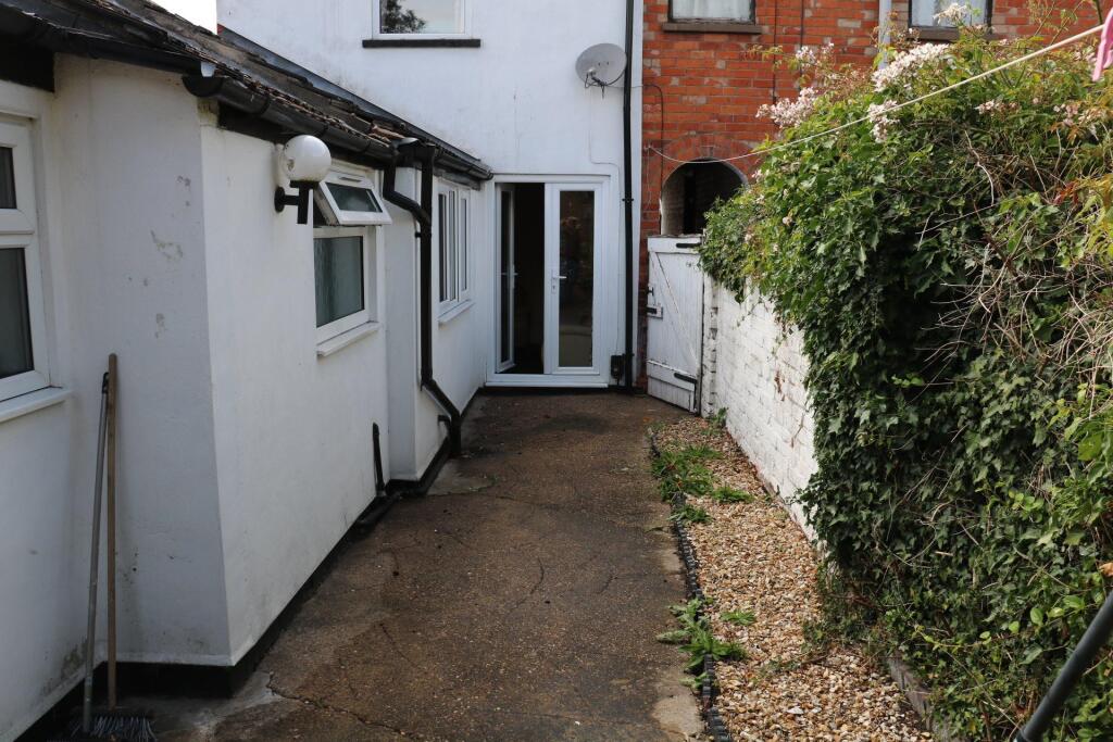 1 bed House Share for rent in Lincoln. From Loc8me - Covering Lincoln