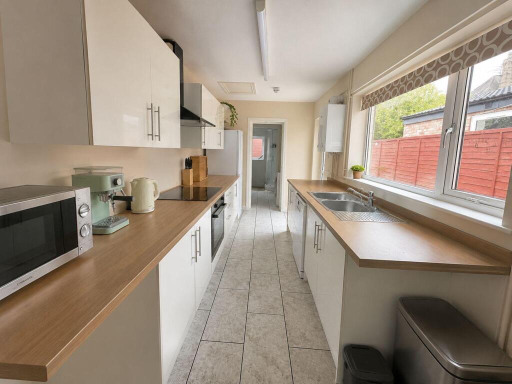 5 bed Detached for rent in Lincoln. From Loc8me - Covering Lincoln