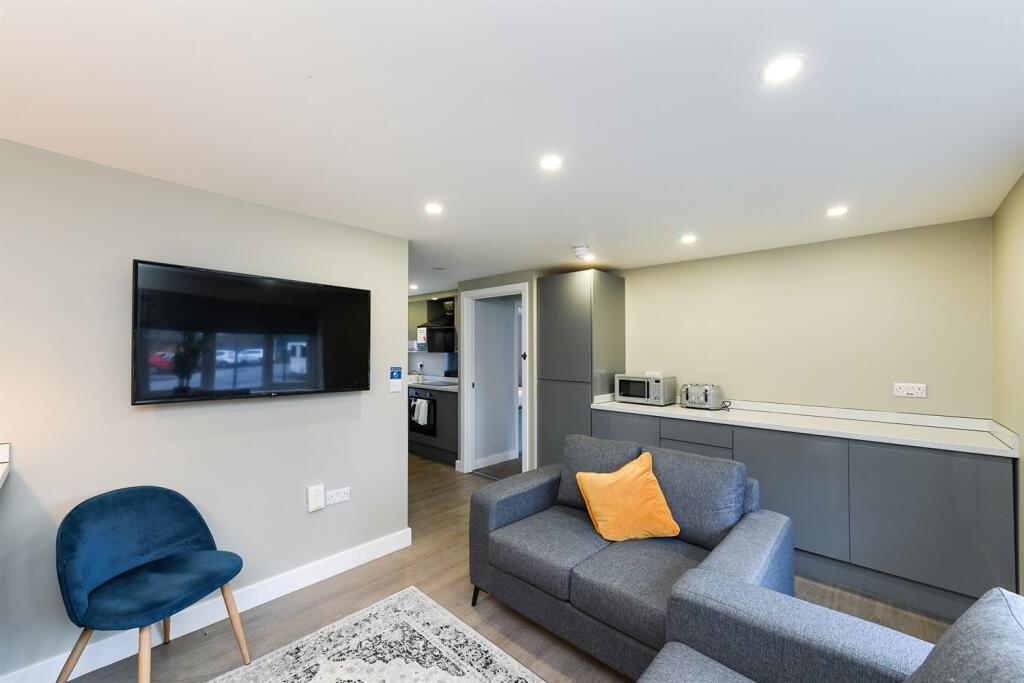 3 bed Apartment for rent in . From FHP Living - Nottingham