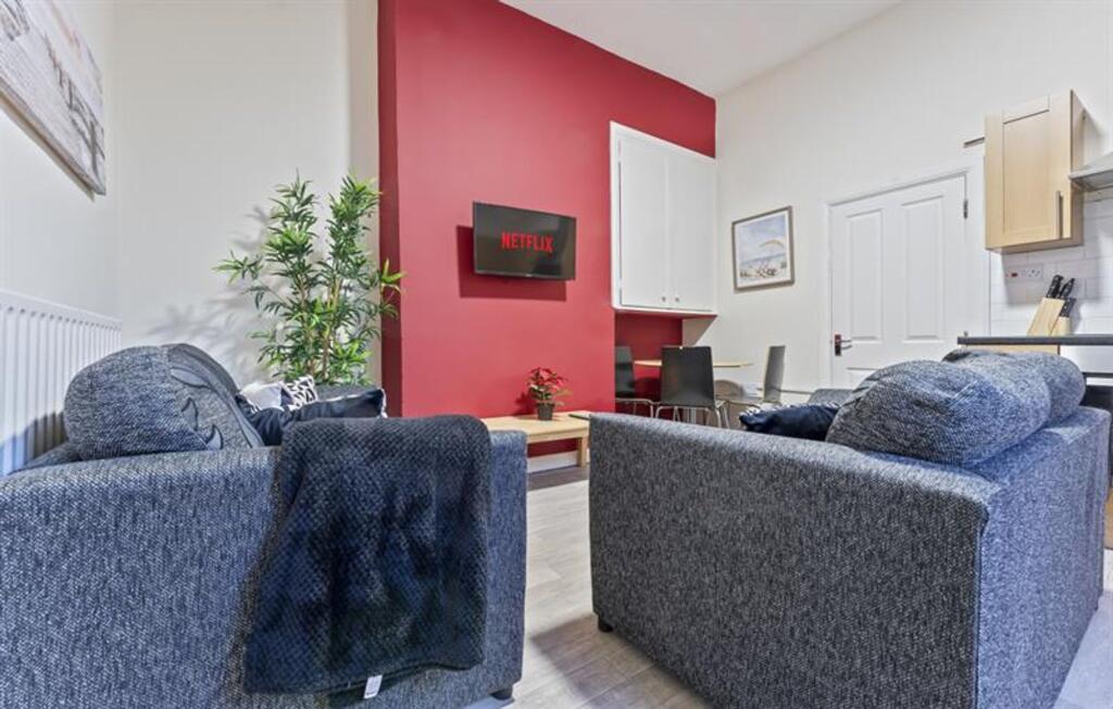 4 bed 1st Floor Flat for rent in Nottingham. From FHP Living - Nottingham