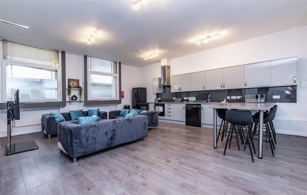 7 bed 1st Floor Flat for rent in Nottingham. From FHP Living - Nottingham
