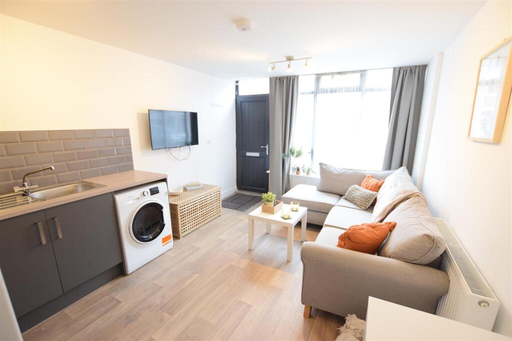1 bed 1st Floor Flat for rent in Lincoln. From Cloud Lettings Ltd - Lincoln 1 bed 1st Floor Flat for rent in Lincoln. From Cloud Lettings Ltd - Lincoln