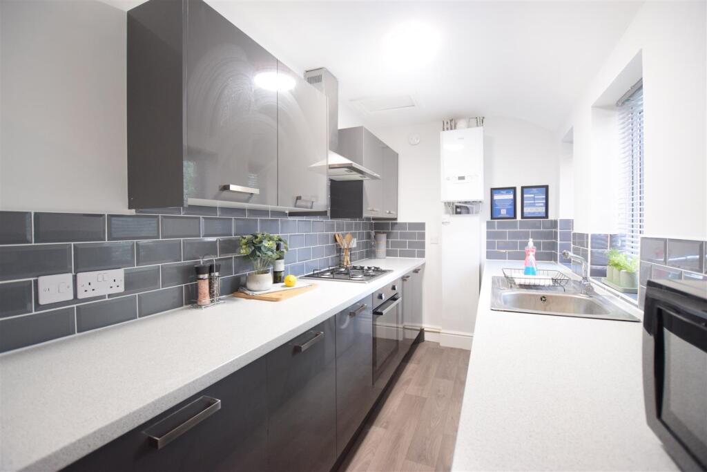 2 bed Mid Terraced House for rent in Harmston. From Cloud Lettings Ltd - Lincoln