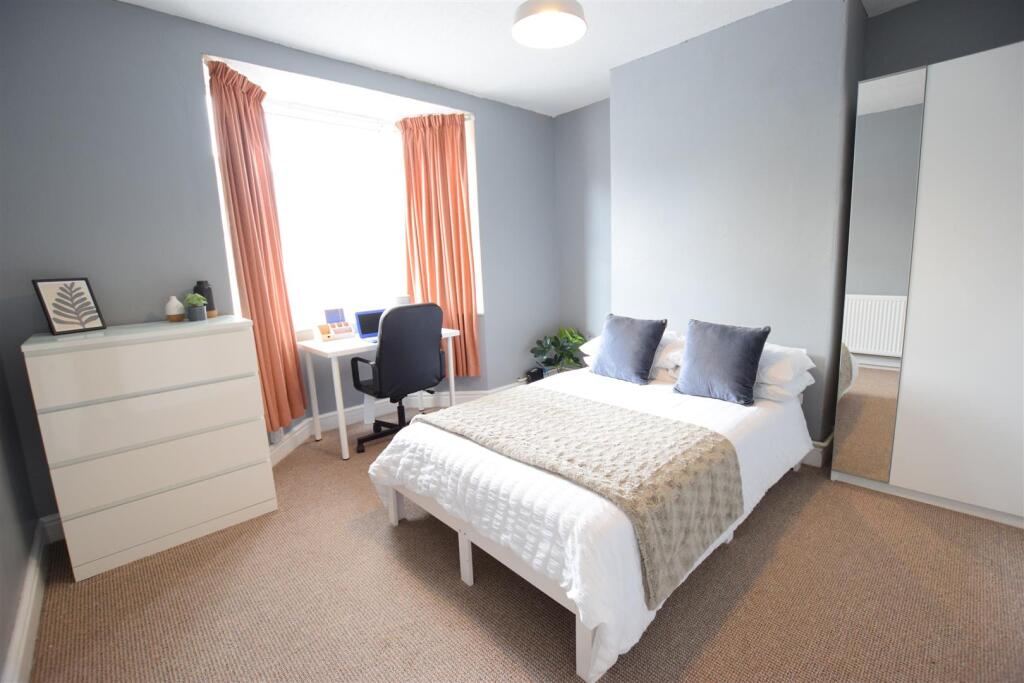 4 bed Mid Terraced House for rent in Lincoln. From Cloud Lettings Ltd - Lincoln 4 bed Mid Terraced House for rent in Lincoln. From Cloud Lettings Ltd - Lincoln