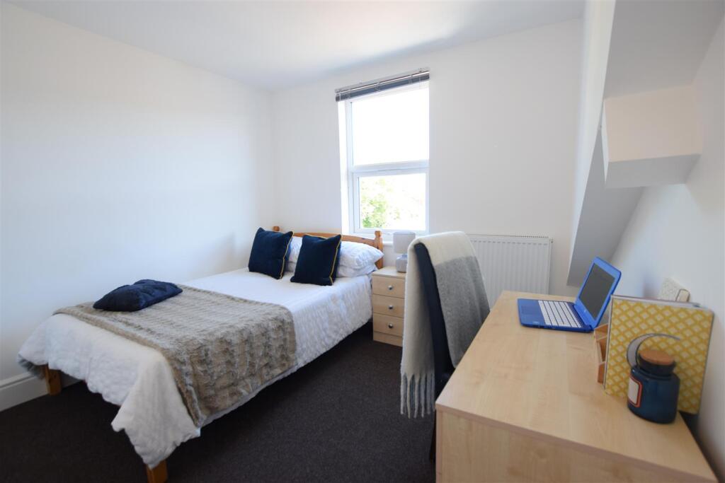 5 bed Mid Terraced House for rent in Lincoln. From Cloud Lettings Ltd - Lincoln