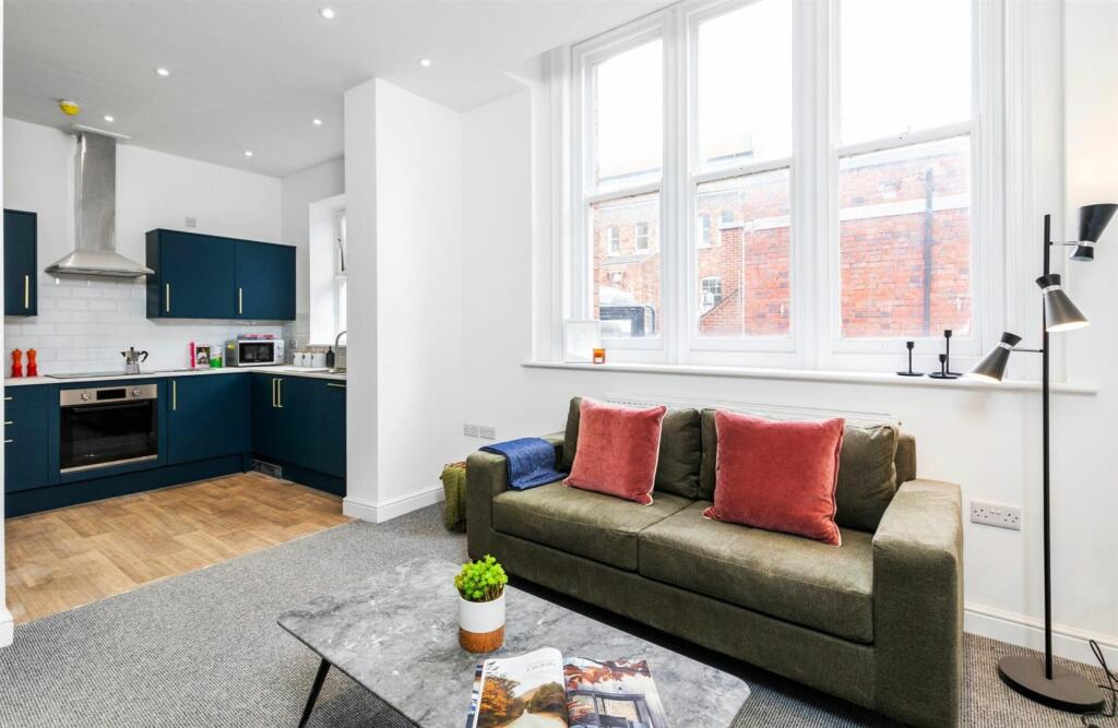 4 bed Apartment for rent in Riseholme. From Cloud Lettings Ltd - Lincoln 4 bed Apartment for rent in Riseholme. From Cloud Lettings Ltd - Lincoln