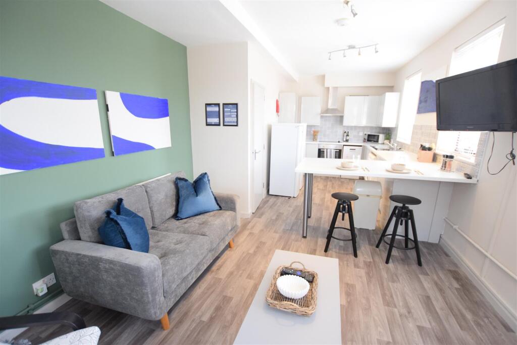 2 bed 1st Floor Flat for rent in Lincoln. From Cloud Lettings Ltd - Lincoln 2 bed 1st Floor Flat for rent in Lincoln. From Cloud Lettings Ltd - Lincoln