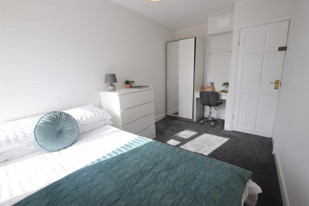3 bed Mid Terraced House for rent in Harmston. From Cloud Lettings Ltd - Lincoln