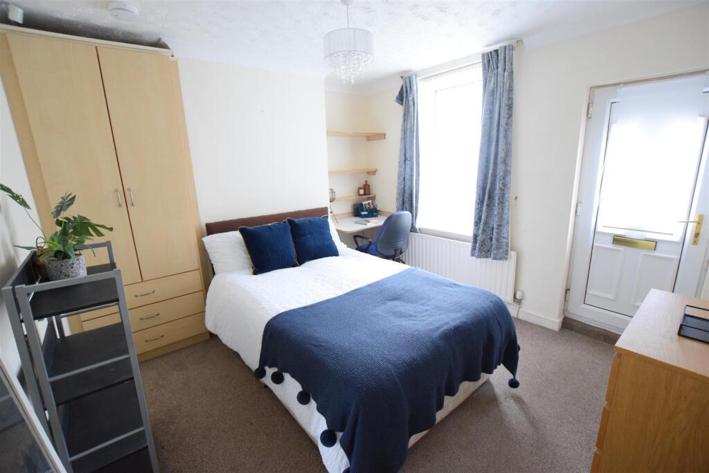 3 bed Mid Terraced House for rent in Lincoln. From Cloud Lettings Ltd - Lincoln