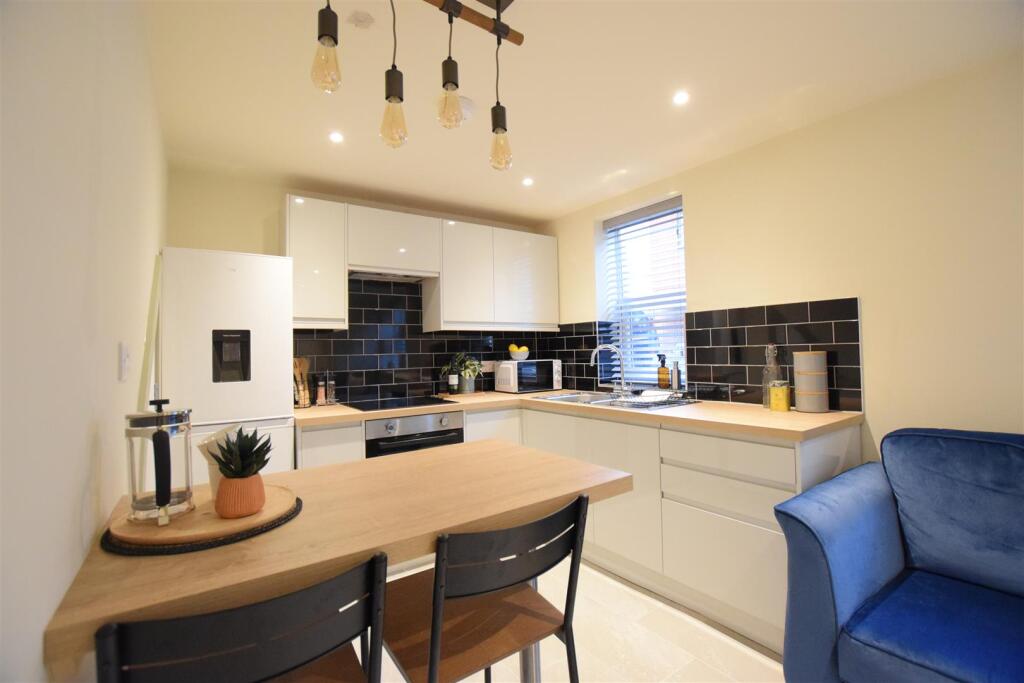 2 bed Cottage for rent in Lincoln. From Cloud Lettings Ltd - Lincoln 2 bed Cottage for rent in Lincoln. From Cloud Lettings Ltd - Lincoln