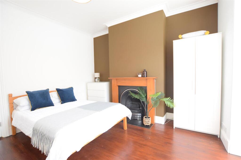 4 bed Mid Terraced House for rent in Lincoln. From Cloud Lettings Ltd - Lincoln