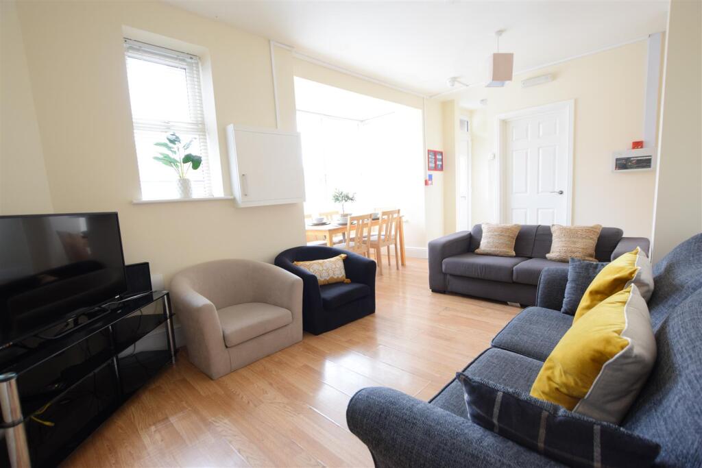 6 bed End of Terrace for rent in Lincoln. From Cloud Lettings Ltd - Lincoln
