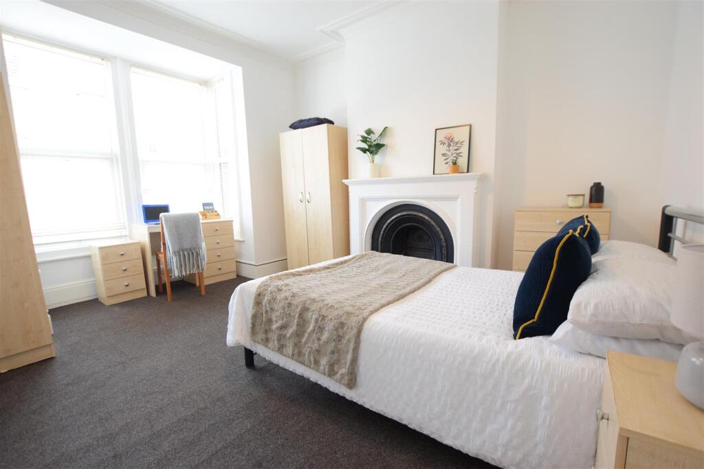 6 bed Mid Terraced House for rent in Lincoln. From Cloud Lettings Ltd - Lincoln