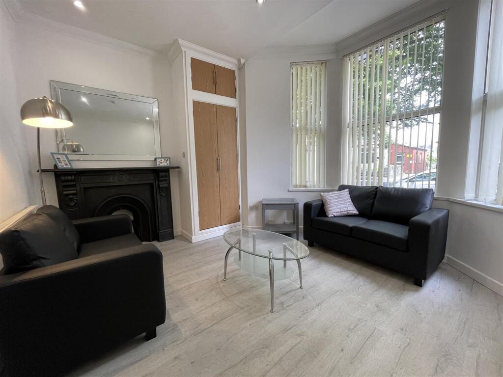 2 bed Apartment for rent in Cardiff. From JNR properties - Cardiff