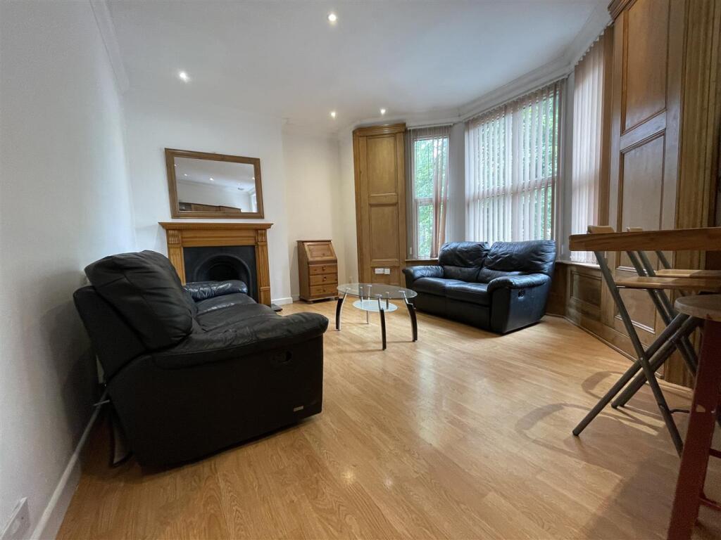 2 bed Apartment for rent in Cardiff. From JNR properties - Cardiff