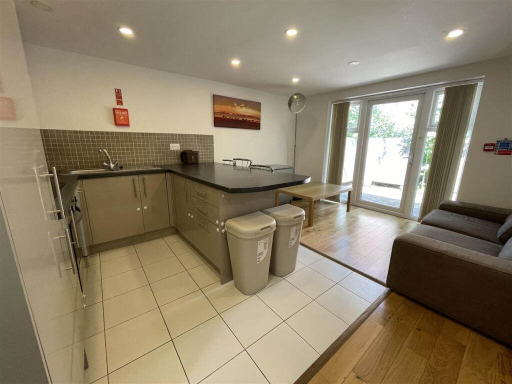 2 bed Apartment for rent in Cardiff. From JNR properties - Cardiff 2 bed Apartment for rent in Cardiff. From JNR properties - Cardiff