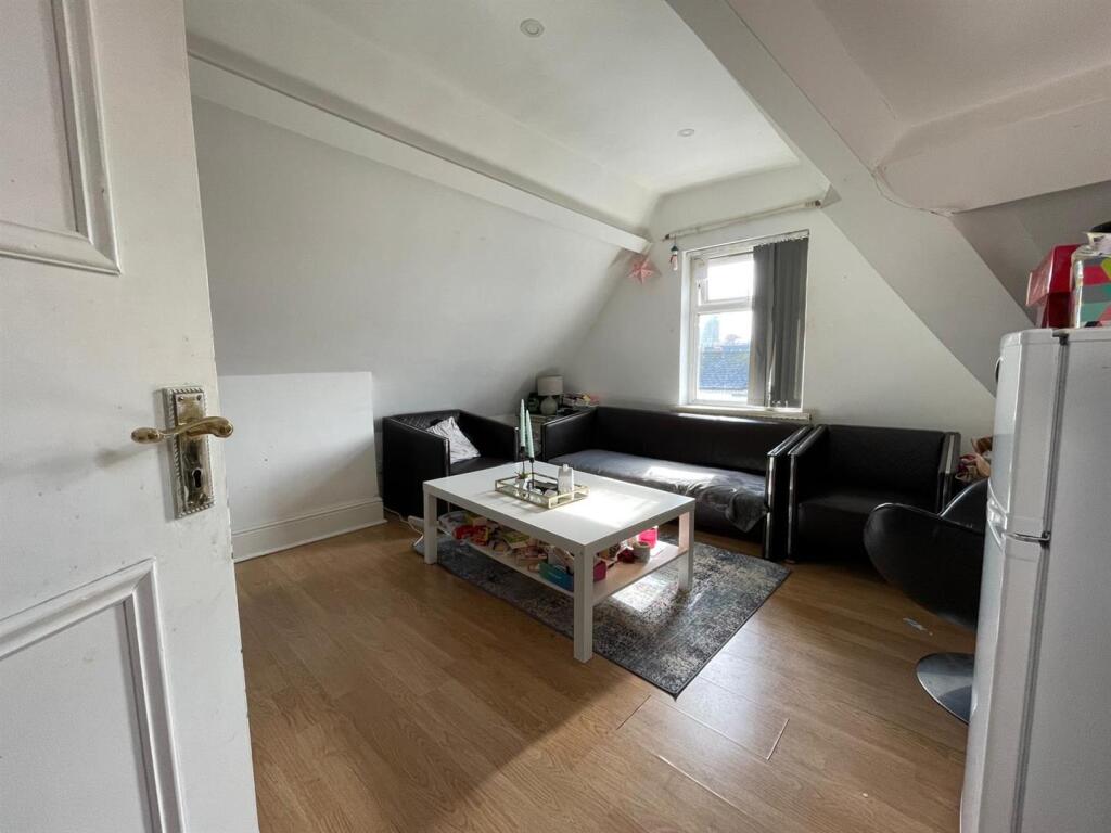 1 bed Apartment for rent in Cardiff. From JNR properties - Cardiff