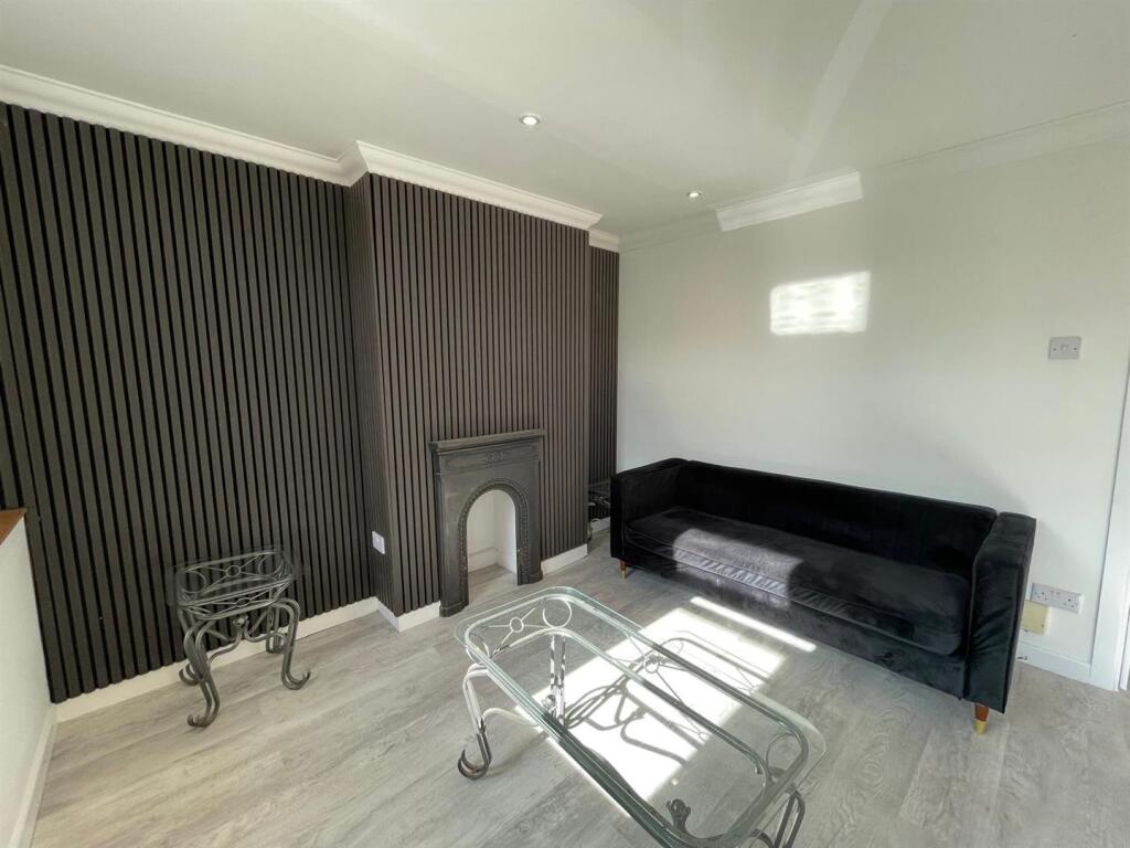 1 bed Apartment for rent in Cardiff. From JNR properties - Cardiff