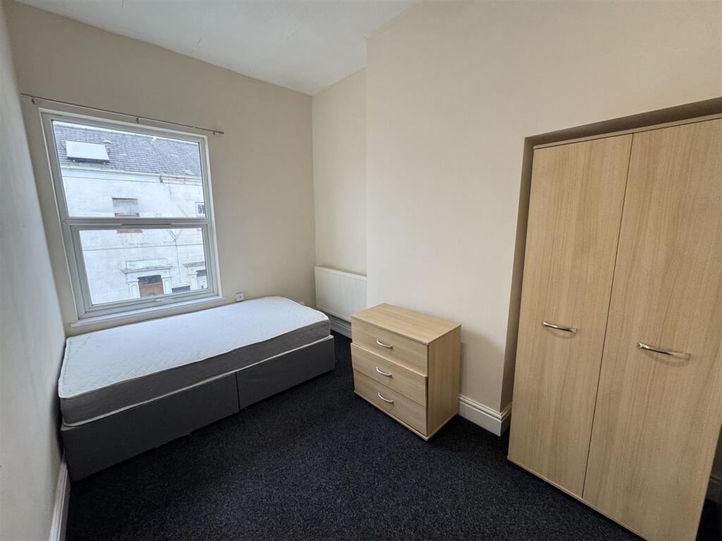 1 bed House Share for rent in Preston. From Jones Cameron Estate Agents - Preston