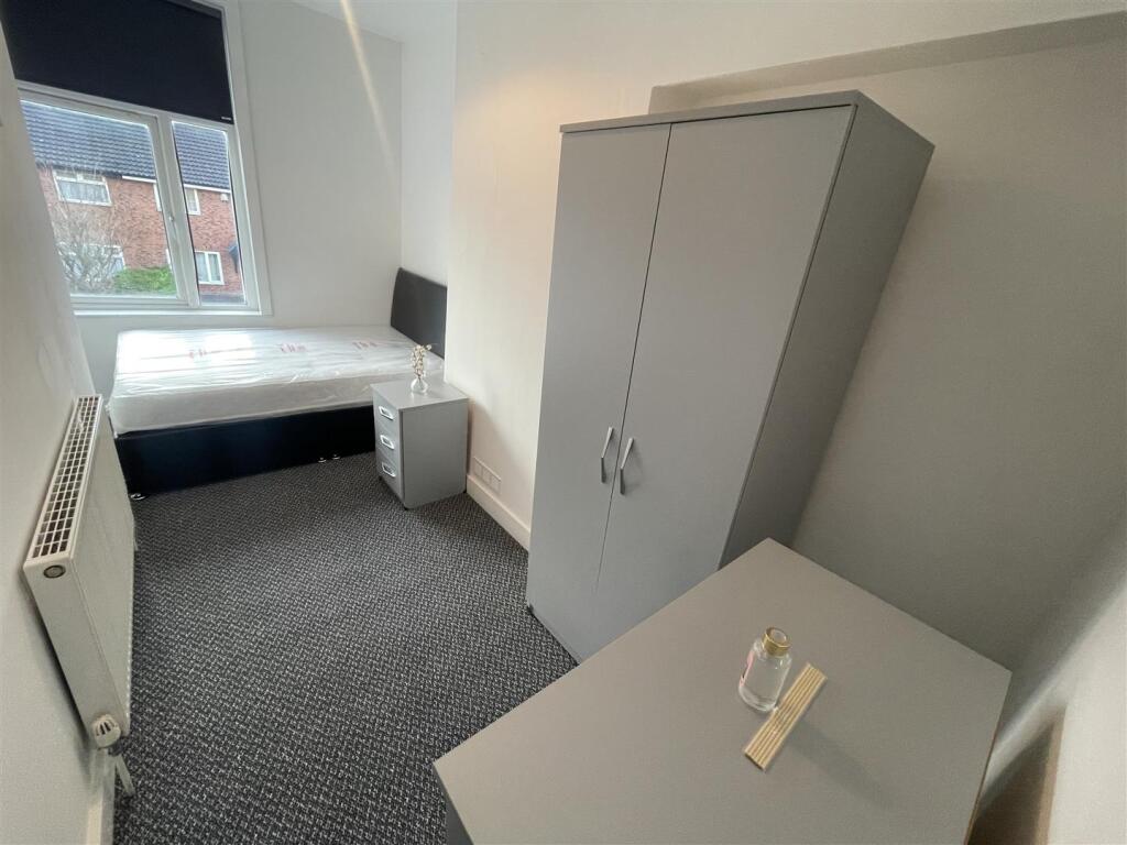 1 bed House Share for rent in Preston. From Jones Cameron Estate Agents - Preston