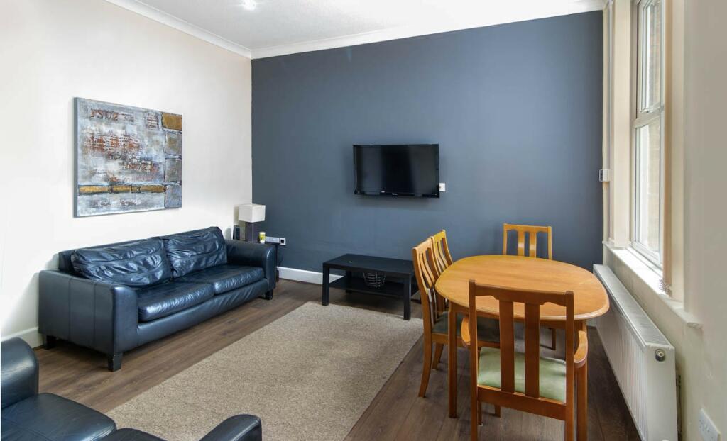 4 bed Mid Terraced House for rent in Fulwood. From Kingswood - Fulwood