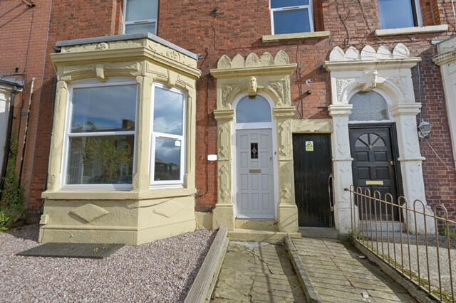 7 bed Mid Terraced House for rent in Preston. From Kingswood - Fulwood 7 bed Mid Terraced House for rent in Preston. From Kingswood - Fulwood