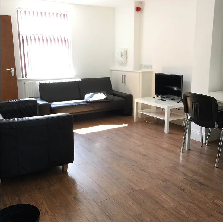 5 bed Mid Terraced House for rent in Preston. From Kingswood - Fulwood 5 bed Mid Terraced House for rent in Preston. From Kingswood - Fulwood