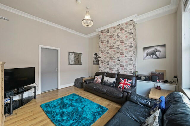 6 bed Mid Terraced House for rent in Fulwood. From Kingswood - Fulwood