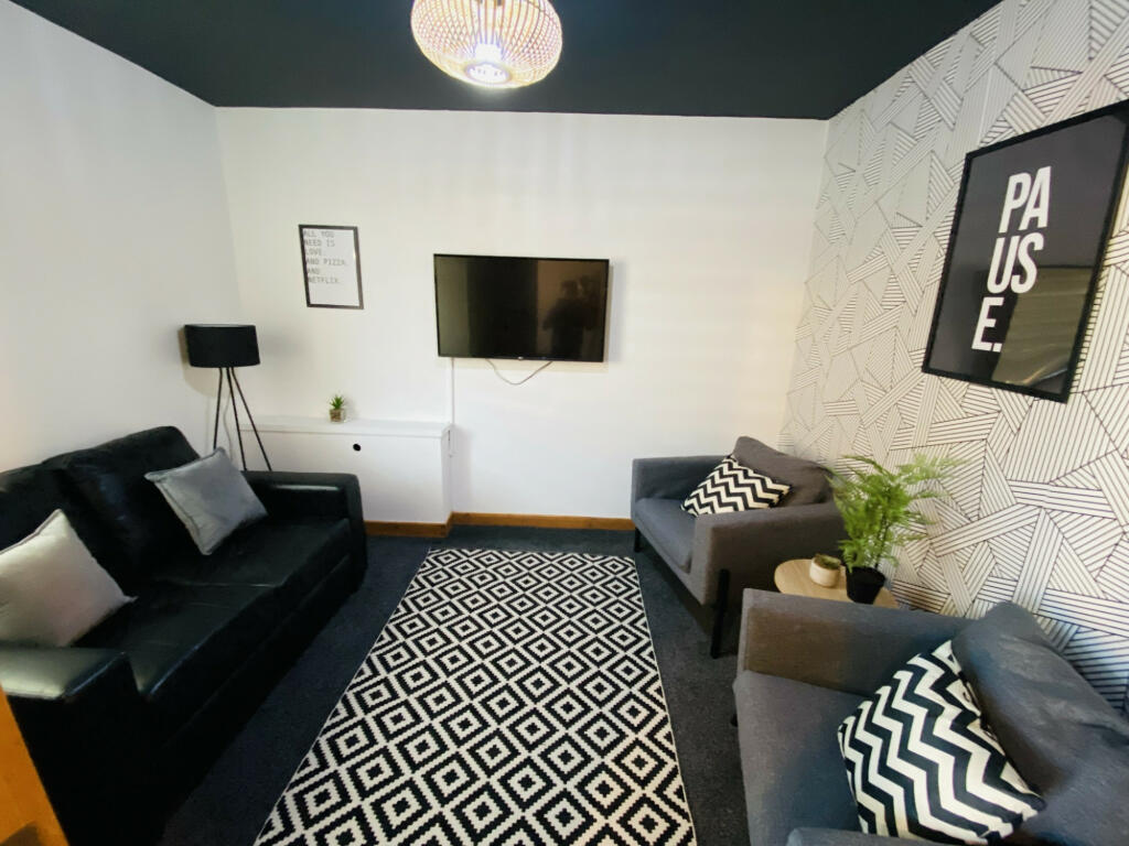 4 bed Mid Terraced House for rent in Preston. From Kingswood - Fulwood