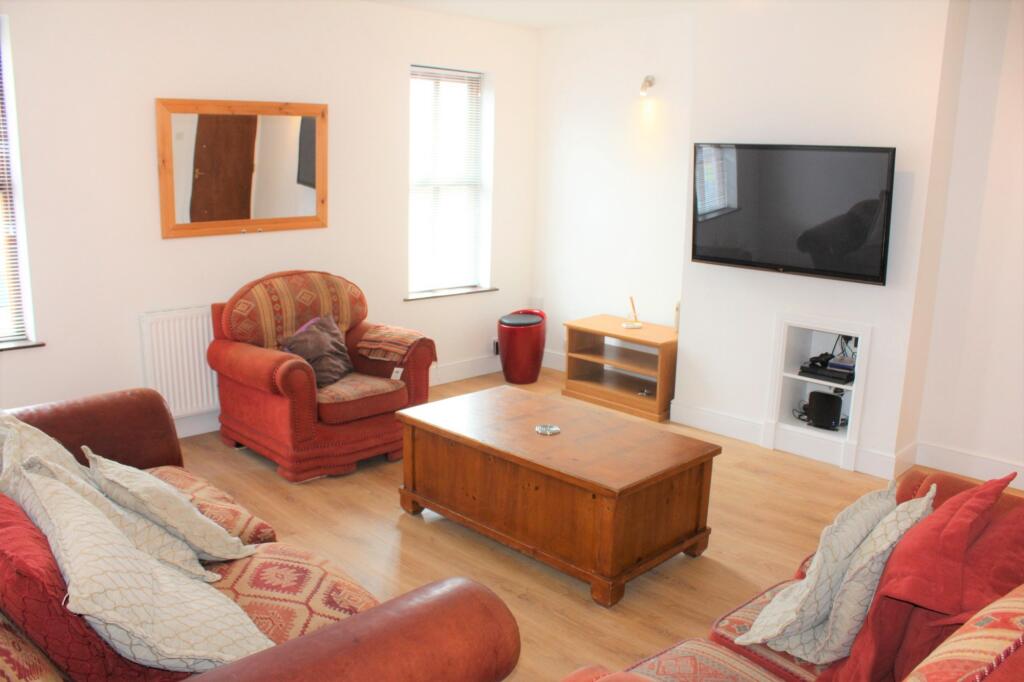 4 bed Mid Terraced House for rent in Preston. From Kingswood - Fulwood 4 bed Mid Terraced House for rent in Preston. From Kingswood - Fulwood