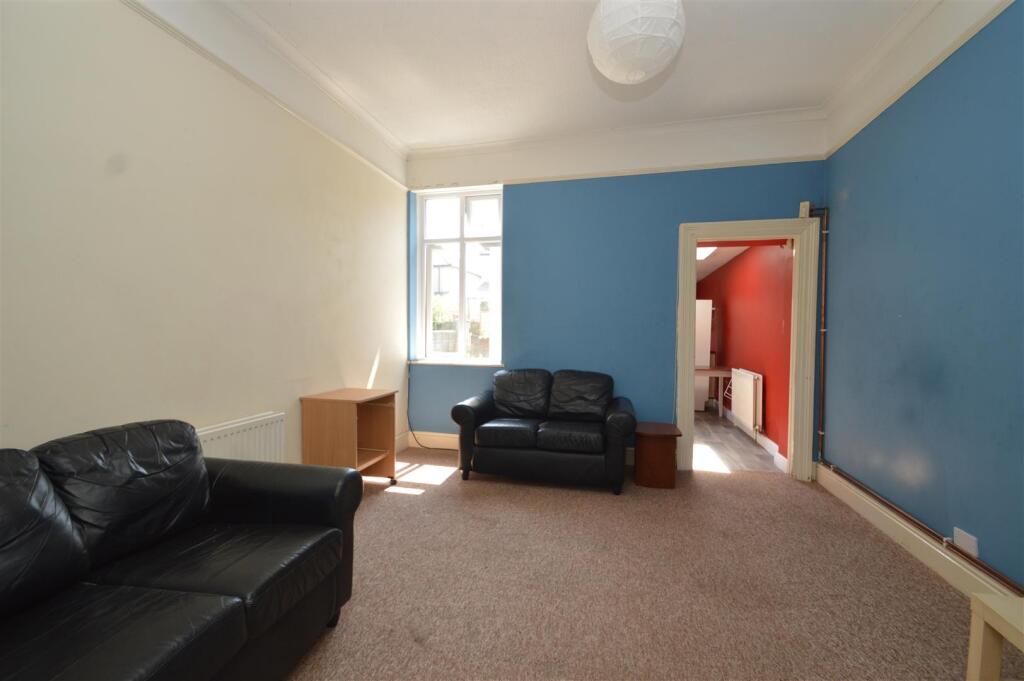 4 bed 1st Floor Flat for rent in Bristol. From Kendall Harper - Bishopston