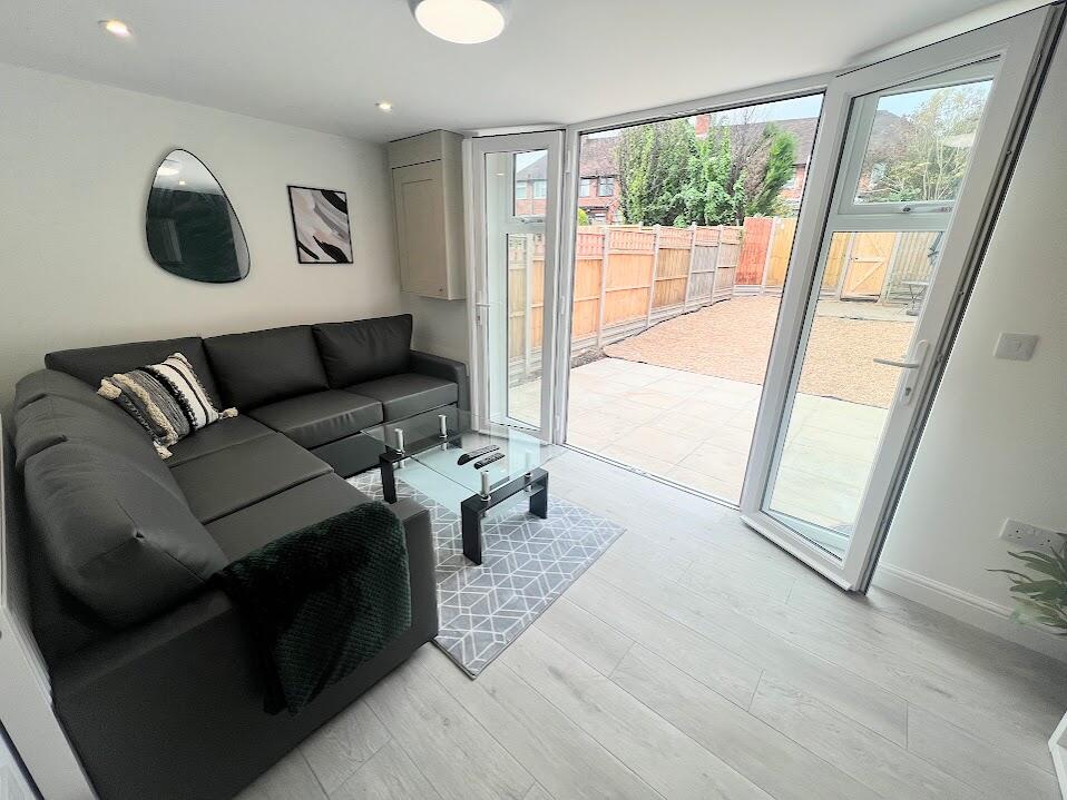 3 bed Mid Terraced House for rent in Coventry. From Lettuce Property Management - Coventry