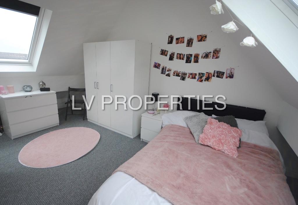 5 bed Semi Detached for rent in Leeds. From LV Properties - LS6