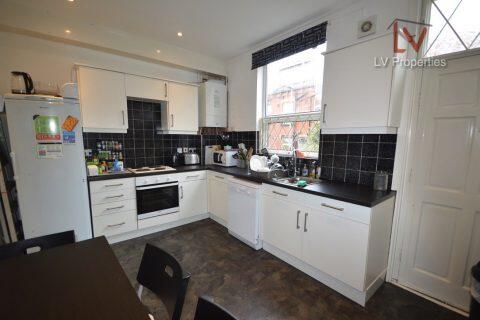 6 bed Mid Terraced House for rent in Leeds. From LV Properties - LS6