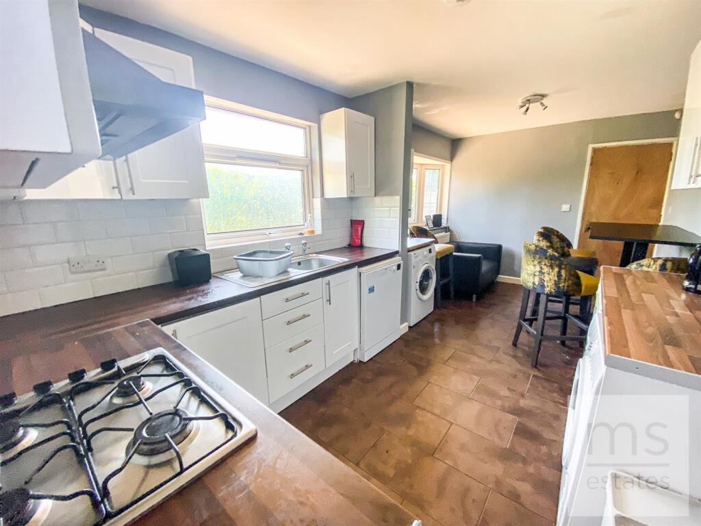 5 bed Semi Detached for rent in Nottingham. From M-S Estates - Nottingham