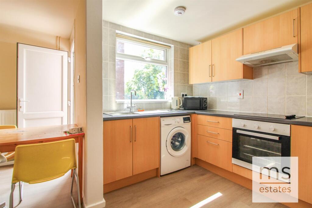 3 bed Mid Terraced House for rent in Nottingham. From M-S Estates - Nottingham