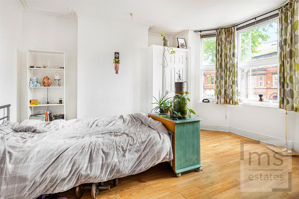 5 bed Mid Terraced House for rent in Nottingham. From M-S Estates - Nottingham
