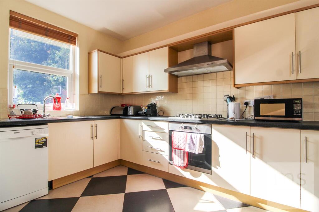 5 bed End of Terrace for rent in Nottingham. From M-S Estates - Nottingham