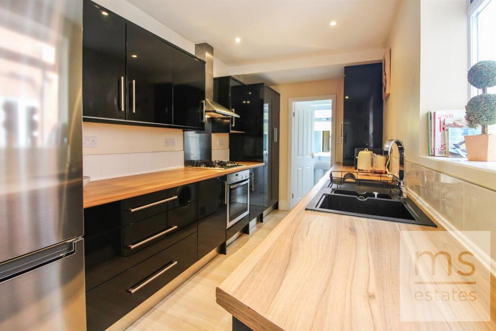 5 bed Semi Detached for rent in Nottingham. From M-S Estates - Nottingham