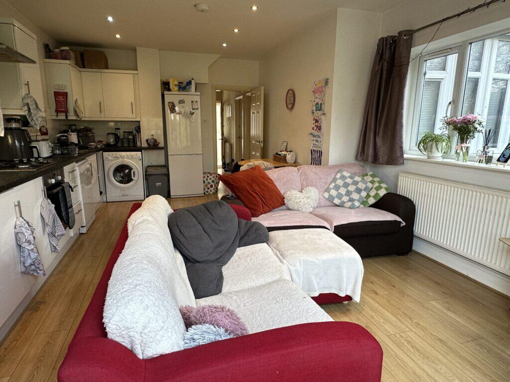 6 bed Semi Detached for rent in Manchester. From Manchester Rent A Home - Fallowfield