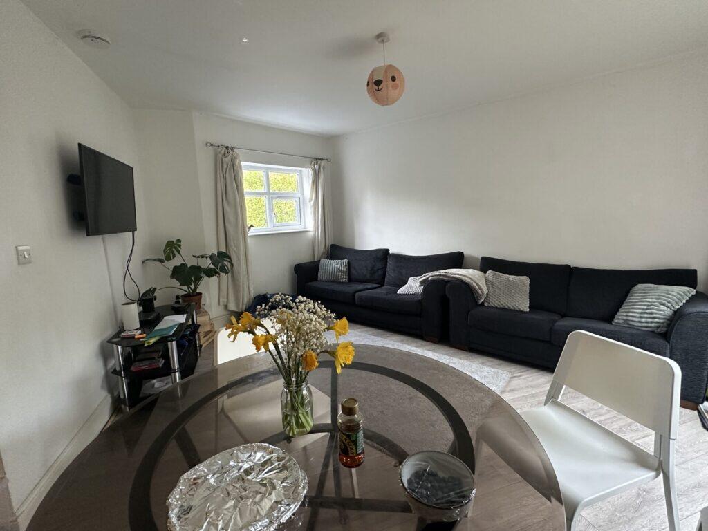 6 bed Semi Detached for rent in Manchester. From Manchester Rent A Home - Fallowfield